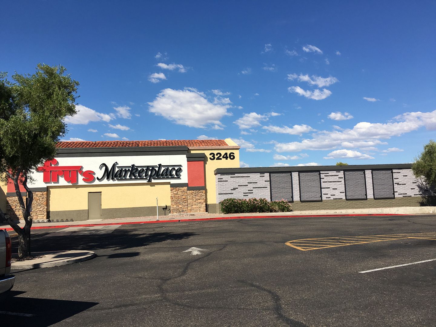 Save Mart Porterville, CA Remodeled Retail Watchers